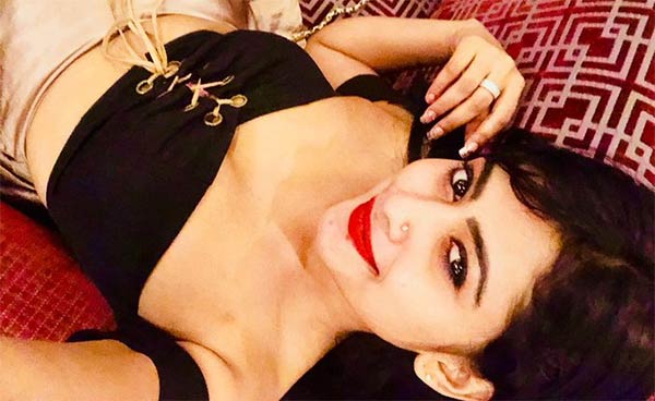 லேஸ் டிரெஸ்