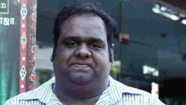 தயாரிப்பாளர் ரவீந்தர் 