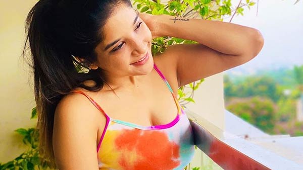 கொஞ்சம் பொறாமைதான் 