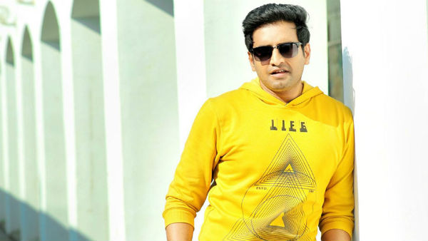 ஹீரோவான சந்தானம் 