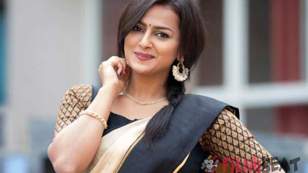 நடிகர்கள் ரொமான்ஸ் 