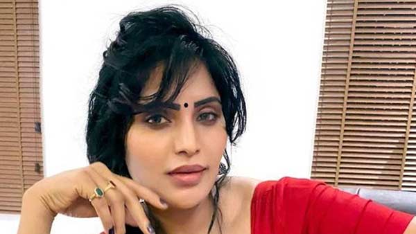 பேஷன் டிசைனர் ஶ்ரீ ரபாகா 