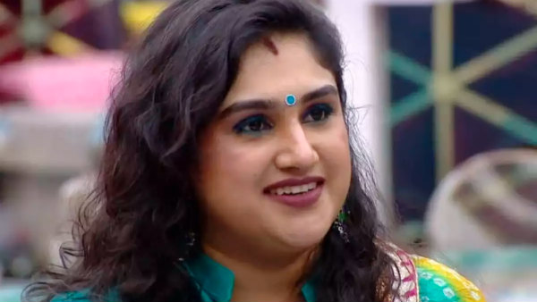 டிவிட்டை நீக்கிய வனிதா 