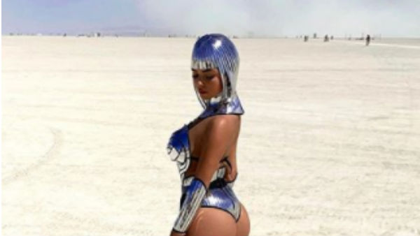 இந்த உலகமே பிடிக்கல