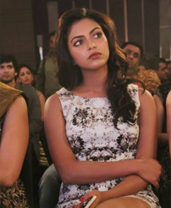 படுபயங்கரமான கவர்ச்சி