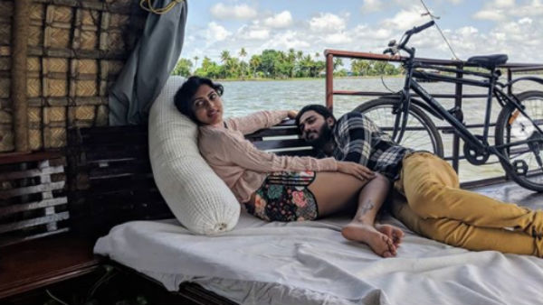 உறவினருடன்