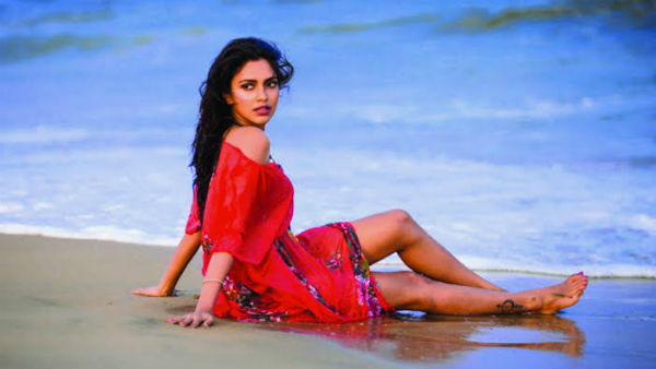 பல விருதுகளை வென்று