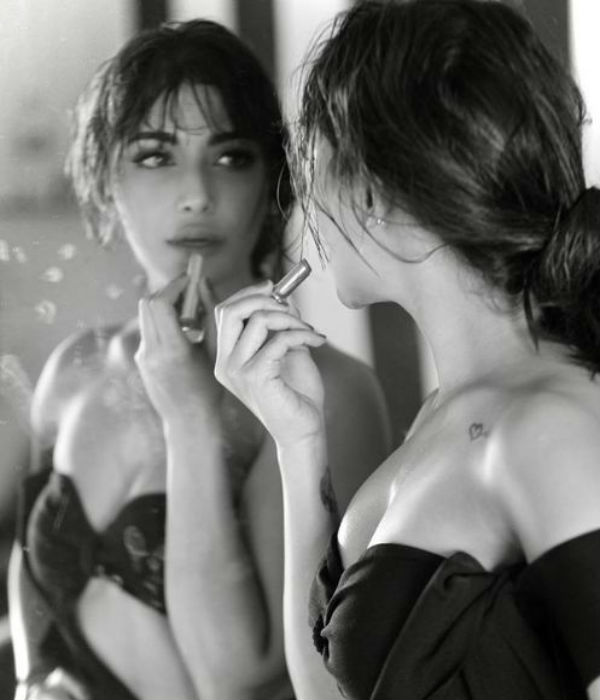 கிளாமர் ஸ்டில்ஸ் 