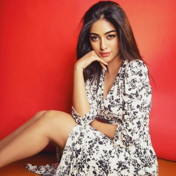 பளபளப்பான மேனி