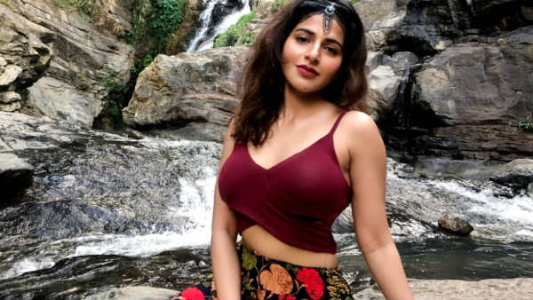 3000 ரூபாய் ப்ரா தானே