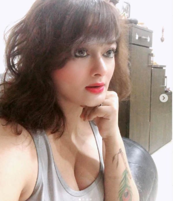 முன்னாள் ஹீரோயின்ஸ் முன்னாள் ஹீரோயின்ஸ்