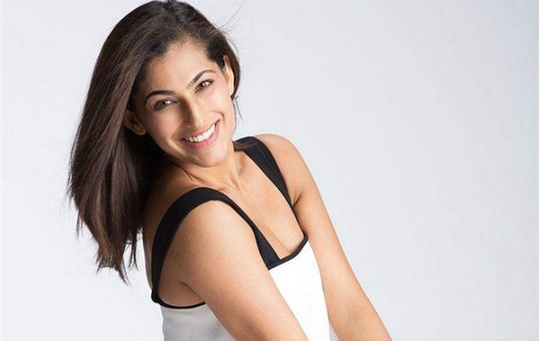 பிரபலங்கள் 