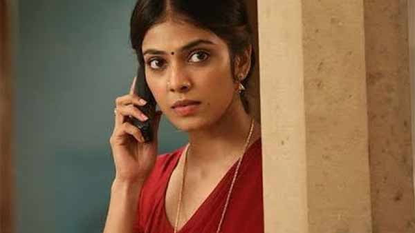 நடிப்பில் மிரட்டி