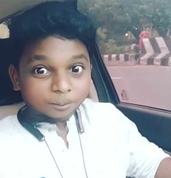 சிரிப்புதான் வந்தது சிரிப்புதான் வந்தது