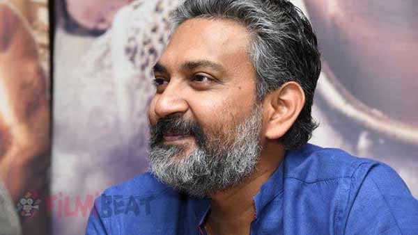 இயக்குனர் ராஜமவுலி 