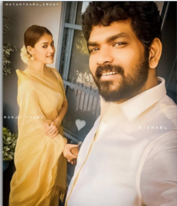 ரொமான்ட்டிக் லுக் 