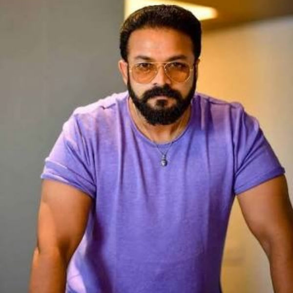 திரையுலகில் வெற்றி