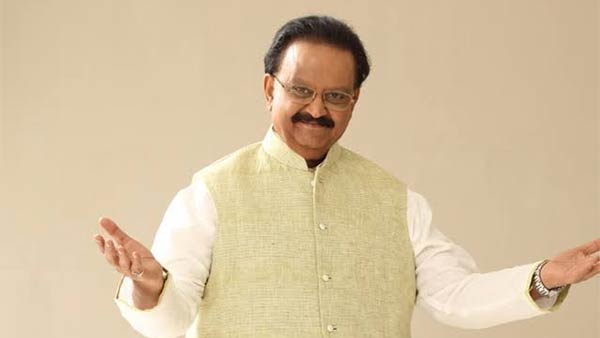 பல மொழிகளில் பங்களிப்பு 