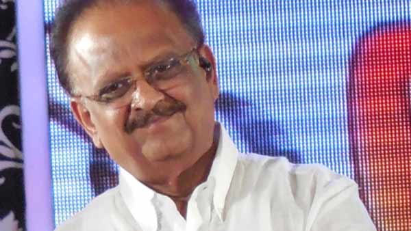 காதல் ரோஜாவே.. 