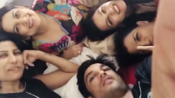 சகோதரிகளுடன் நேரம் 