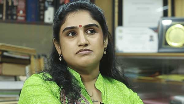 உடைந்து போன வனிதா