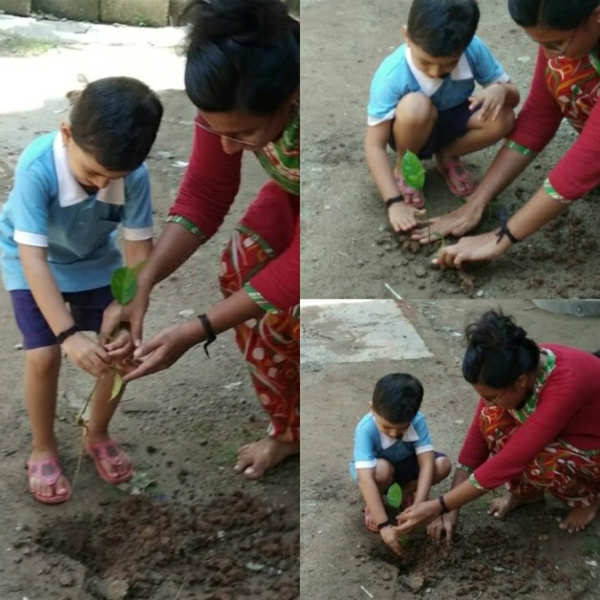 ஆரம்பித்த ரசிகர்கள் ஆரம்பித்த ரசிகர்கள்