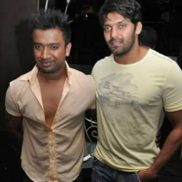 ஆர்யாவுடன் ரியாலிட்டி ஷோ ஆர்யாவுடன் ரியாலிட்டி ஷோ