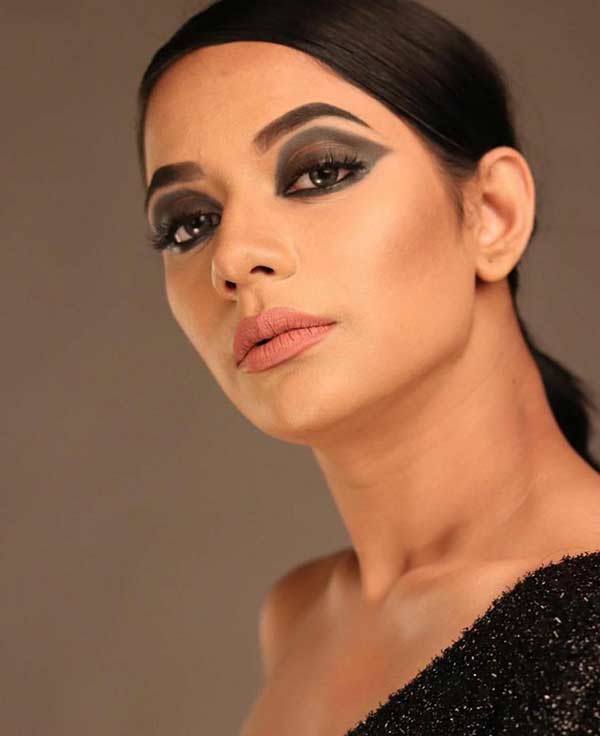 வெற்றிகரமாக