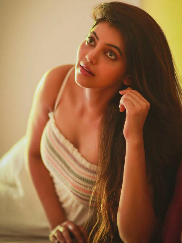 பிரபலமாகி வருகிறார்