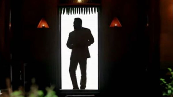 துள்ளலுடன்