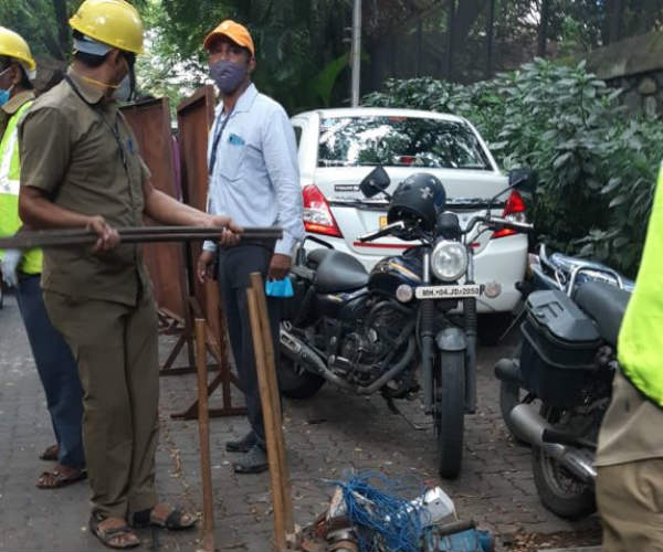 காலை 11 மணிக்கு 