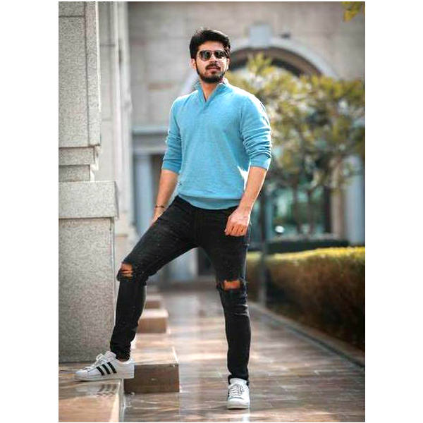 மிகவும் பரிச்சயமானவர்