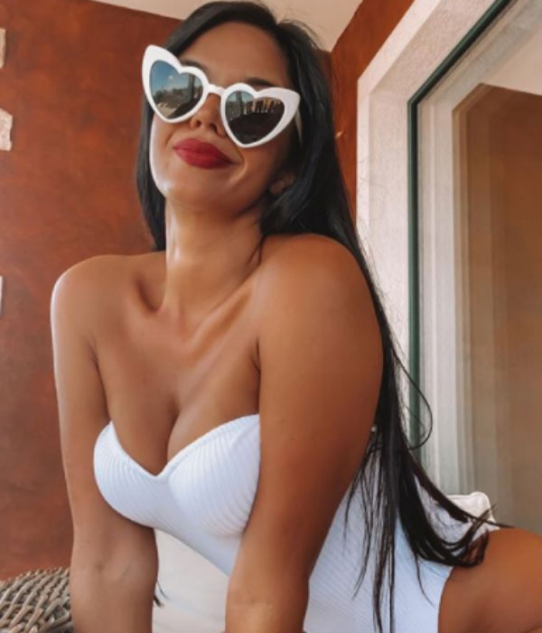 மெழுகு டால் நீங்கதான்