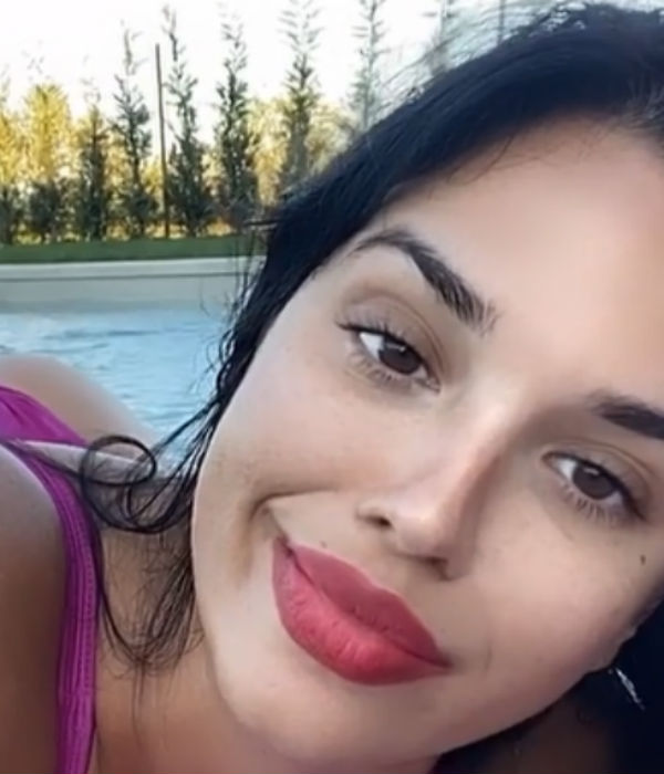 நீச்சல் குள வீடியோ