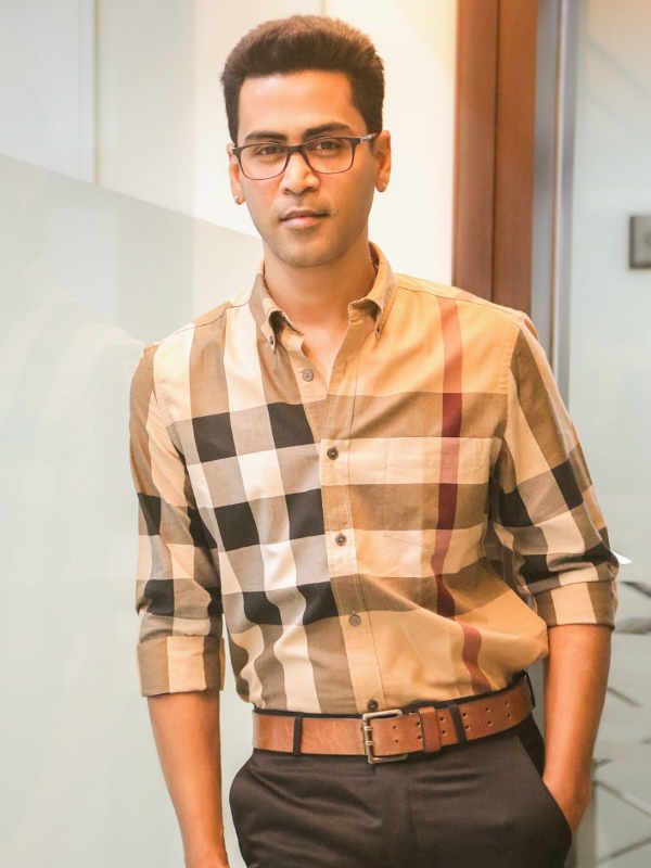 மகள் பாடினால்