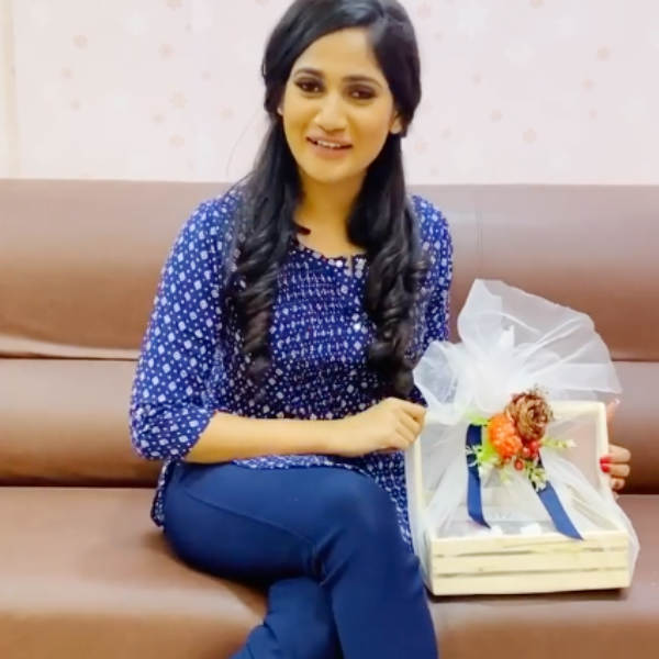 கேப்ஷன் 