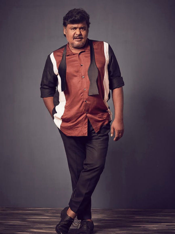 பல நடிகர்களும் 