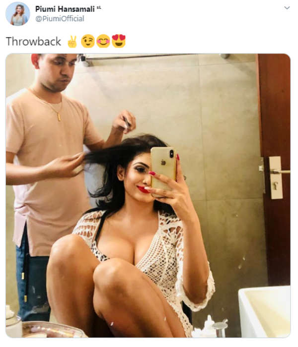 கவர்ச்சி புகைப்படங்கள்