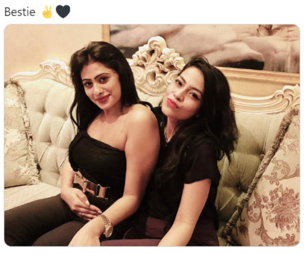 மடியில் அமர்ந்து