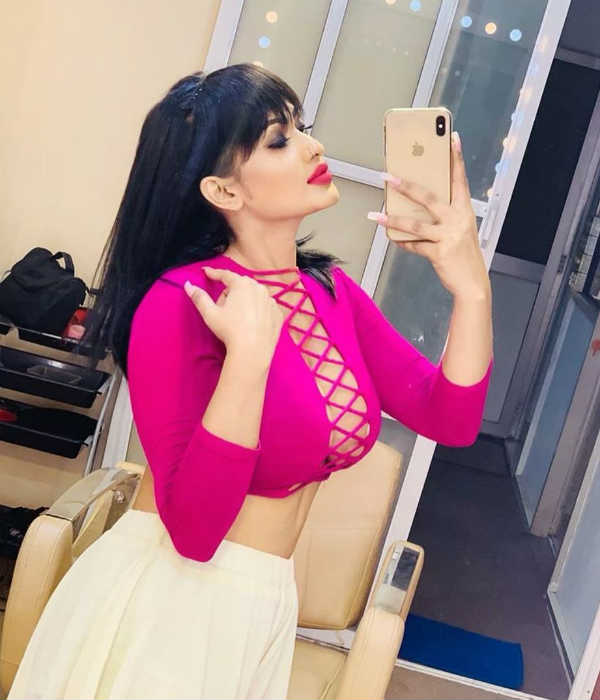 இன்டர்நேஷனல் பிரபலம் 