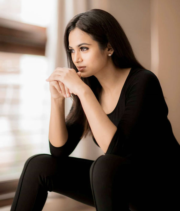 இந்தியிலும்