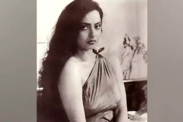 இந்தி நடிகை ரேகா இந்தி நடிகை ரேகா