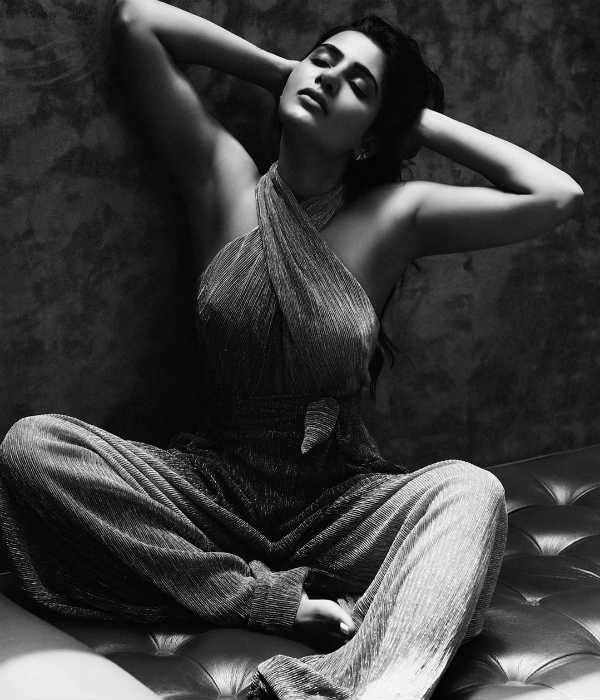 என்ன சம்மு இதெல்லாம் என்ன சம்மு இதெல்லாம்