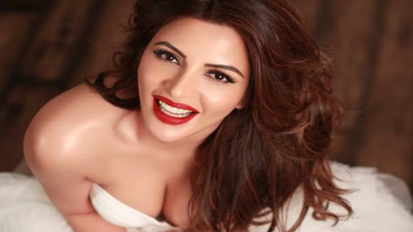 ரியா சக்கரவர்த்தி 