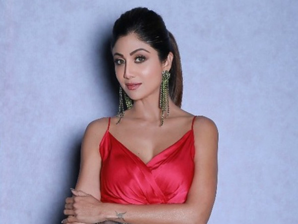 தங்கம் வாங்குவதற்காக 