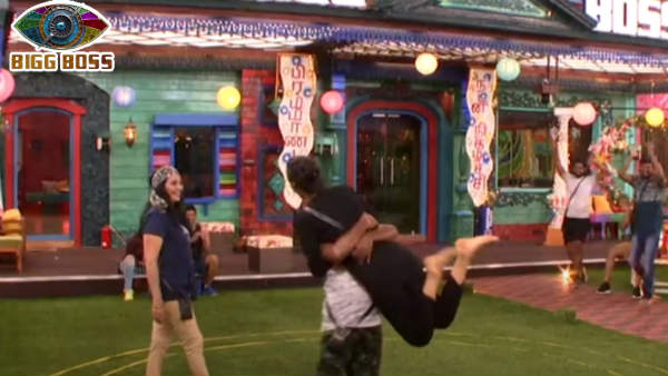 அப்படி புடிச்சு தூக்கிட்டாரு