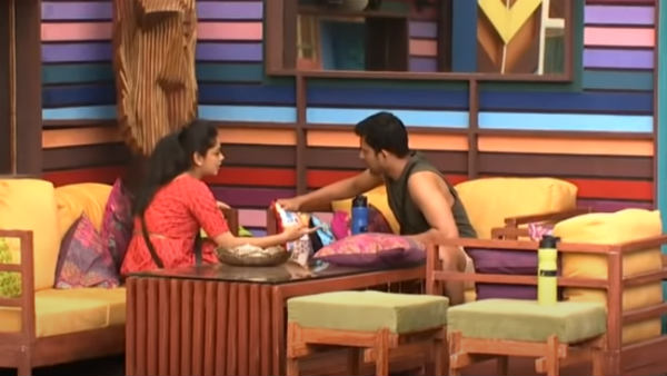 மக்களிடம் ரிஜிஸ்டராகும் 