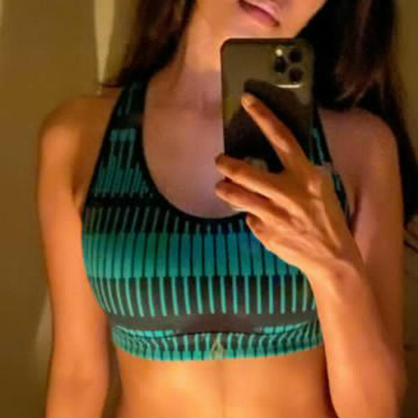 கனவுக் கன்னியாக