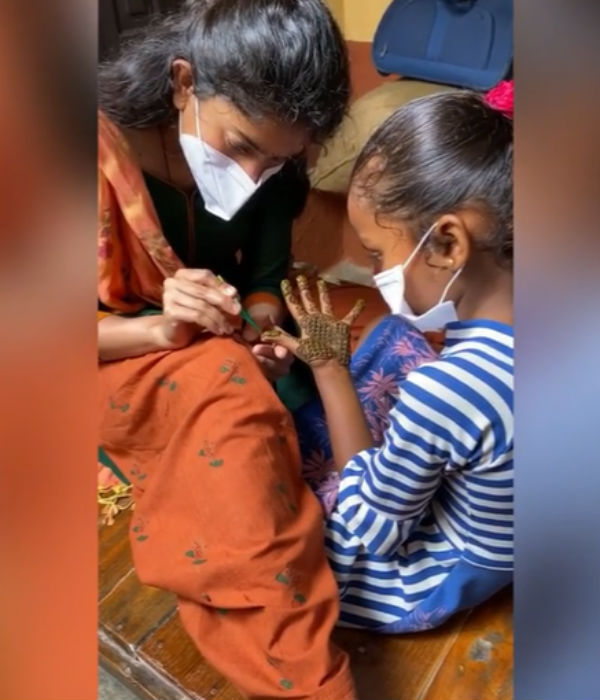 மெஹந்தி குழந்தைகள் மெஹந்தி குழந்தைகள்