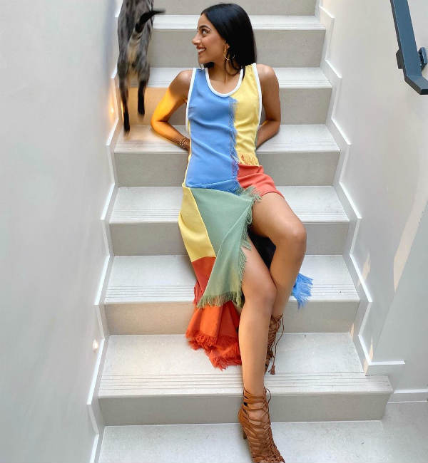 ஹோம் போட்டோ ஷூட்டில் ஹோம் போட்டோ ஷூட்டில்